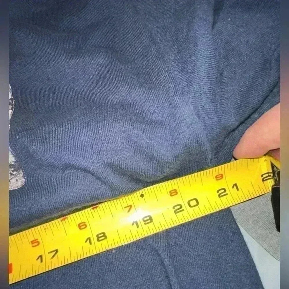 Large Coastal Classics Hermosa Beach Tshirt with American flag with rip curl. - Picture 6 of 6